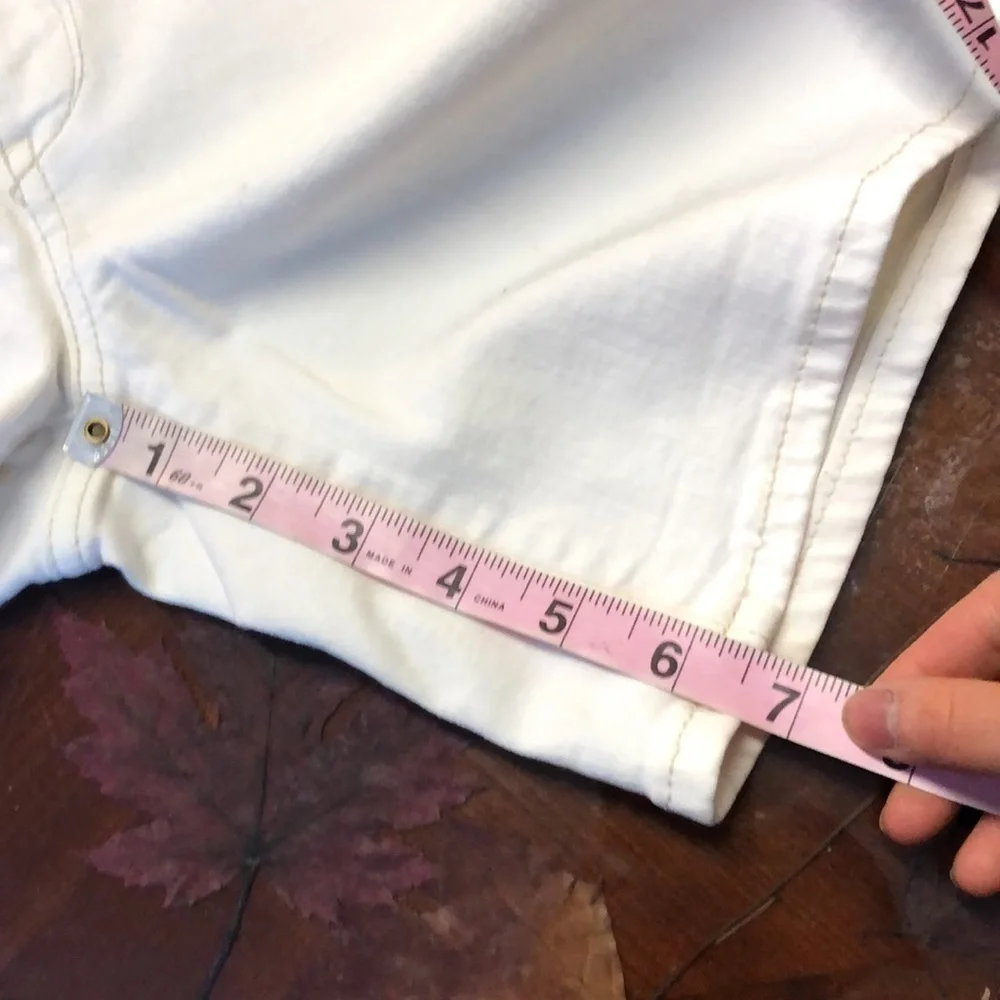 Anthropologie Pilcro & The Letterpress White Denim Bermuda Jeans Shorts Size 27 - Picture 6 of 9